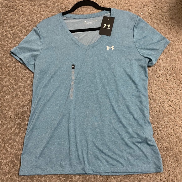 Blue Under Armour t-shirt - Picture 2 of 5